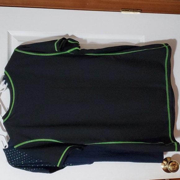 Set of Women's Seahawk TShirts - Picture 3 of 6